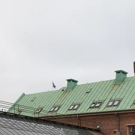 Spacious 3-bedroom In The Heart Of