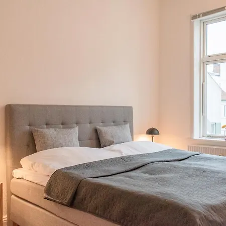 Spacious 3-bedroom In The Heart Of Апартаменты *
